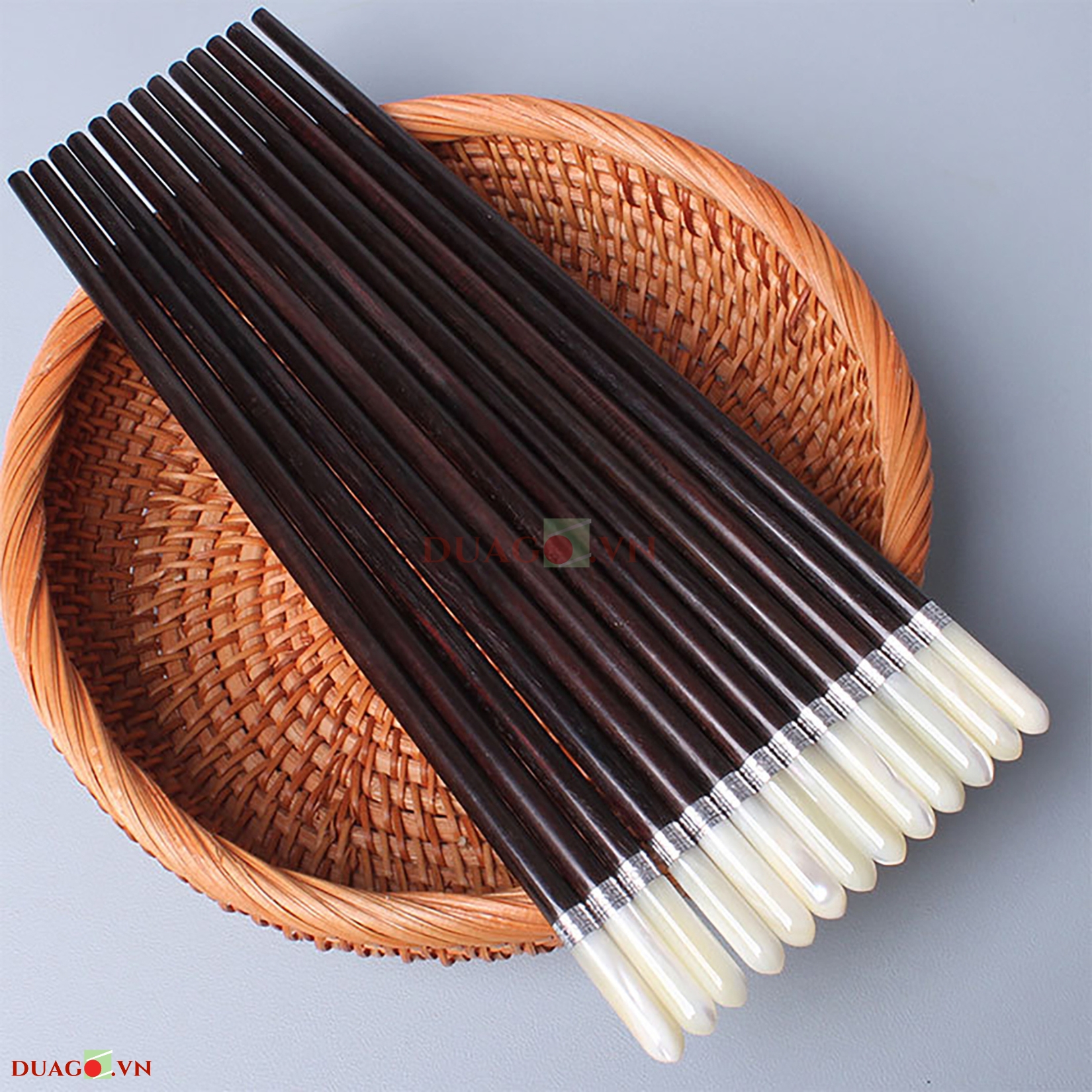 Đũa Gỗ Trắc Đen Gắn Ốc Bọc Bạc Đầu Tròn Cao Cấp #MD290600005